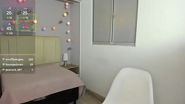 Snapshot of ema_saenz chatting on February 27, 2025, 10:53 pm ema saenz online show from February 27, 2025, 10:53 pm