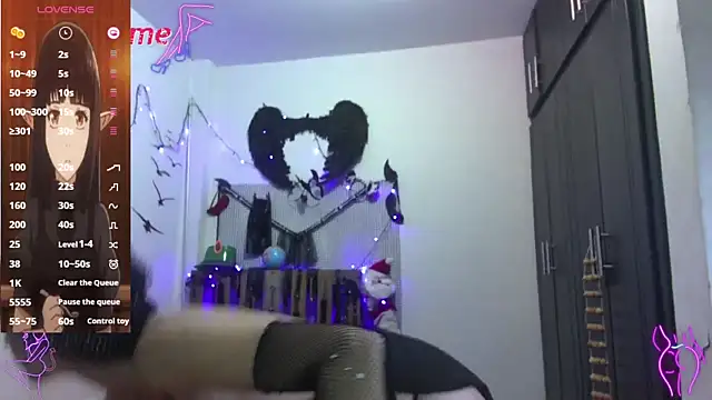 Snapshot of _Hanna_white_ chatting on November 9, 2025, 10:36 pm Hanna white online show from November 9, 2025, 10:36 pm