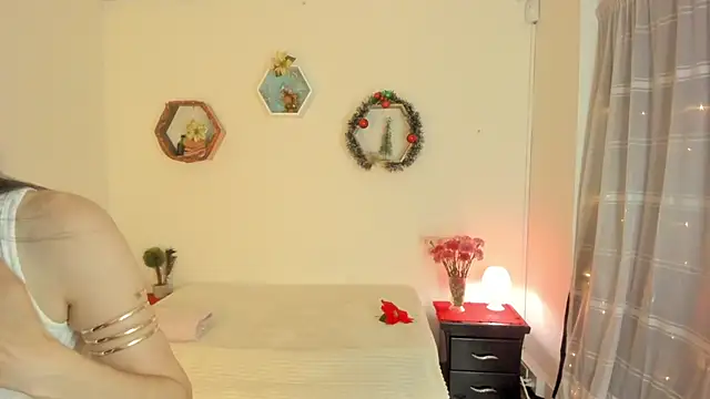 Snapshot of Paloma_victory chatting on December 14, 2025, 8:36 pm Paloma victory online show from December 14, 2025, 8:36 pm