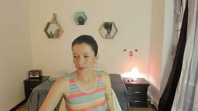 Snapshot of Paloma_victory chatting on July 16, 2026, 8:17 pm Paloma victory online show from July 16, 2026, 8:17 pm