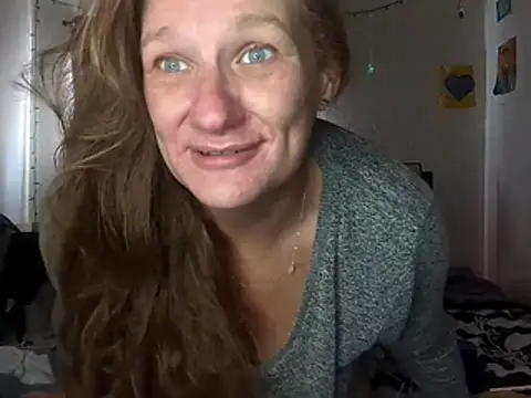 Snapshot of ChileVerde12 chatting on June 27, 2026, 2:56 pm ChileVerde12 online show from June 27, 2026, 2:56 pm