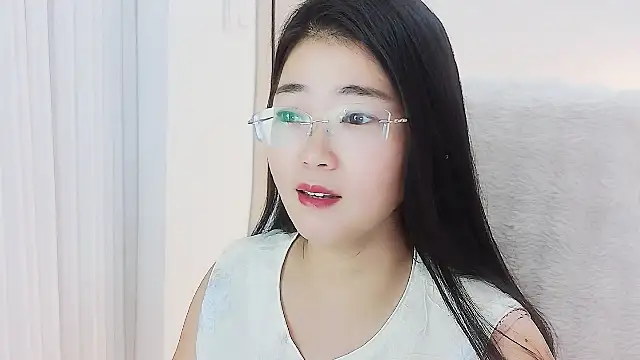 Snapshot of Floor_oo chatting on November 10, 2025, 7:13 am Floor oo online show from November 10, 2025, 7:13 am