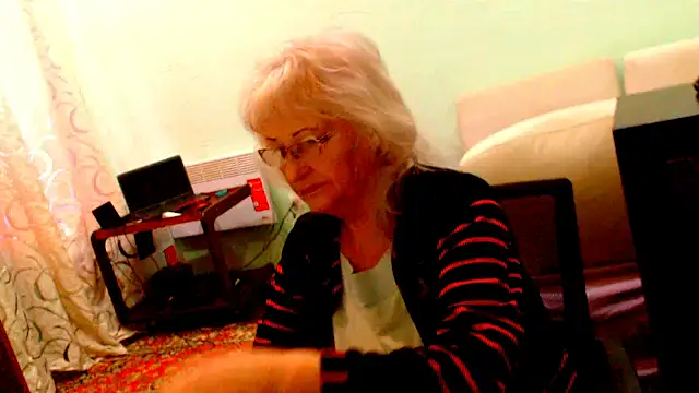 Natali7634 online show from October 19, 2025, 9:23 am