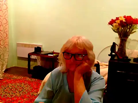 Natali7634 online show from May 4, 2026, 7:17 pm
