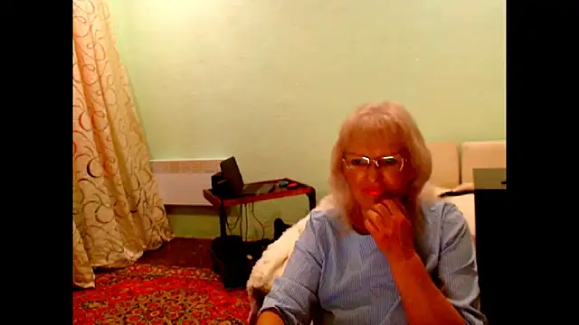 Natali7634 online show from October 11, 2025, 8:32 pm