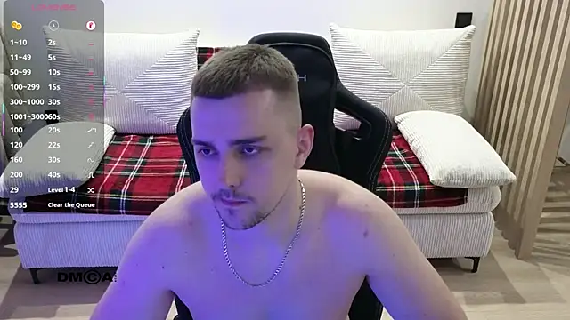 Larstar01 online show from March 6, 2026, 10:05 pm