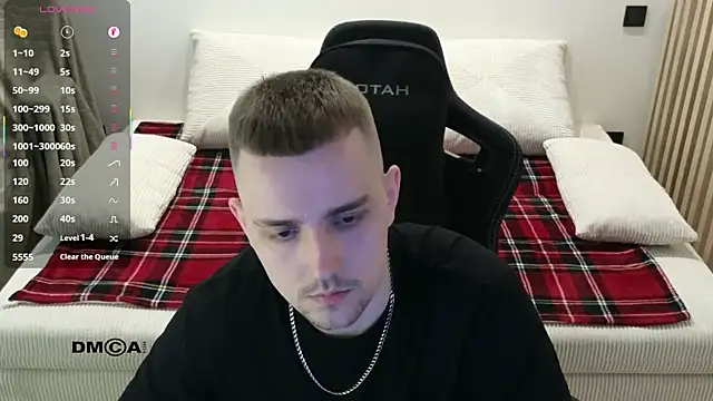 Larstar01 online show from March 15, 2026, 1:07 pm