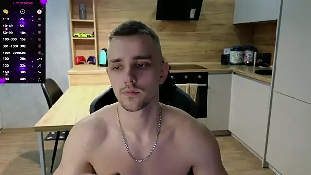 Larstar01 online show from February 19, 2025, 11:14 pm