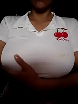 tiffani  love online show from February 15, 2026, 6:58 am