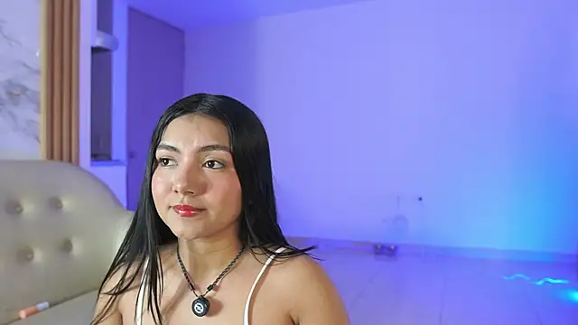 Snapshot of Emi_latingirl chatting on March 20, 2026, 7:15 pm Emi latingirl online show from March 20, 2026, 7:15 pm