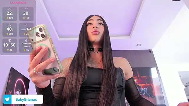 babybriexxx online show from March 29, 2026, 5:03 pm