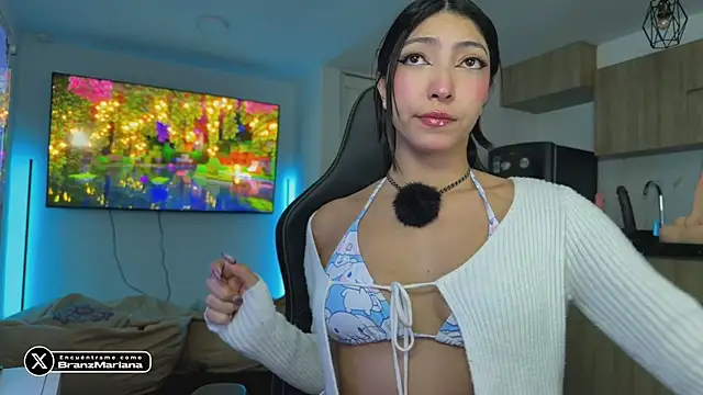 MarianaBranzz online show from April 20, 2026, 1:45 pm