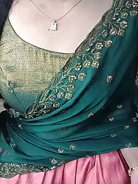 Snapshot of Nithya_05 chatting on August 4, 2026, 5:01 am Nithya 05 online show from August 4, 2026, 5:01 am