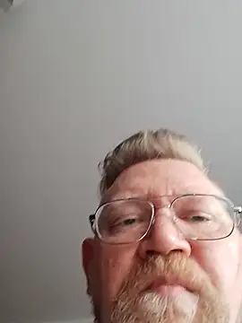 Pol1074 online show from April 20, 2026, 4:19 pm