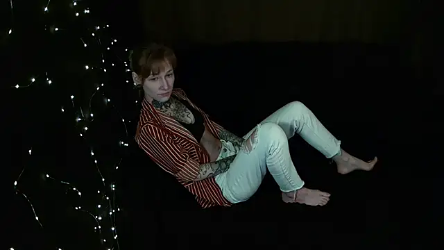 Snapshot of Littlespacemouse chatting on October 25, 2025, 4:51 pm Littlespacemouse online show from October 25, 2025, 4:51 pm