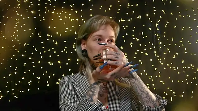 Littlespacemouse online show from February 8, 2026, 6:55 am