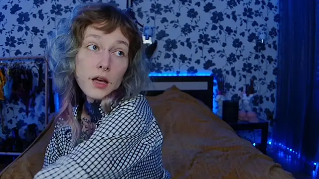 Snapshot of Littlespacemouse chatting on October 7, 2025, 2:29 pm Littlespacemouse online show from October 7, 2025, 2:29 pm