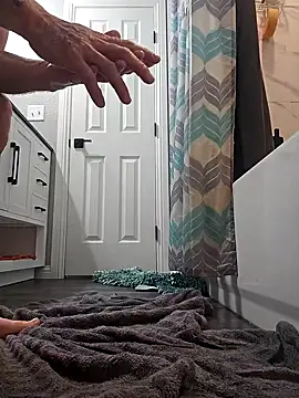 freakeypoint online show from January 3, 2025, 12:43 am