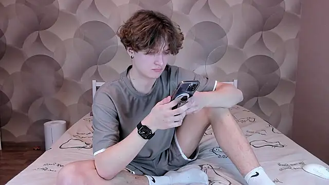 Ian Flor online show from March 13, 2026, 3:39 pm