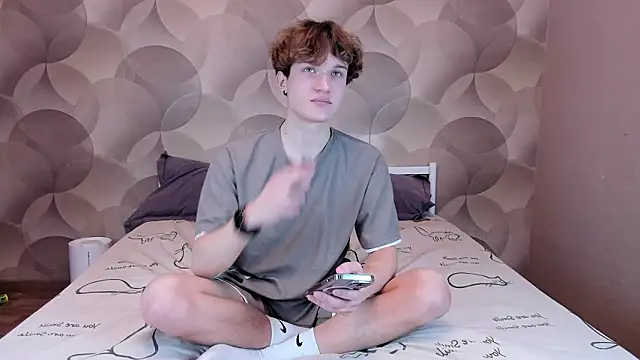 Ian Flor online show from February 13, 2026, 3:23 pm