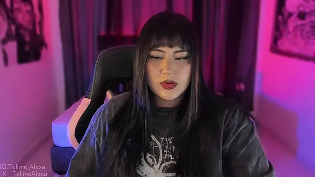 Snapshot of Tellme_Alexa chatting on March 16, 2026, 5:44 am Tellme Alexa online show from March 16, 2026, 5:44 am