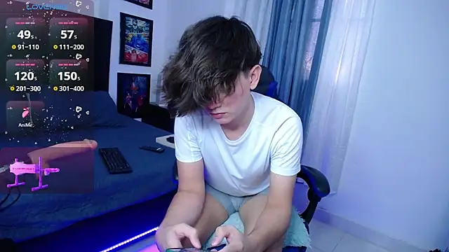 Snapshot of andyboy- chatting on October 17, 2025, 10:22 pm andyboy- online show from October 17, 2025, 10:22 pm