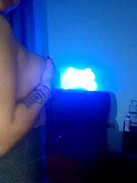Snapshot of Caroll_Luna chatting on December 12, 2024, 6:25 am Caroll Luna online show from December 12, 2024, 6:25 am