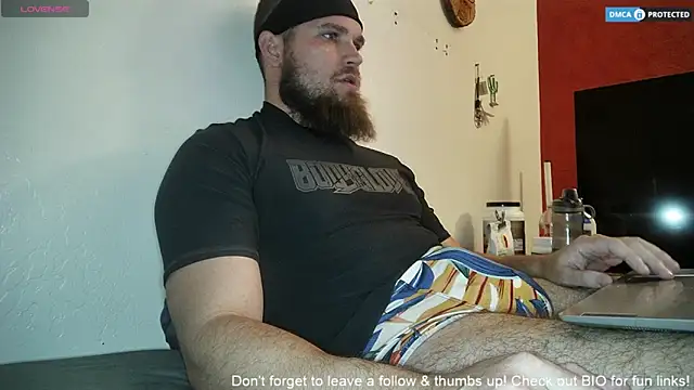 dikdowndaddy online show from April 30, 2026, 6:04 pm