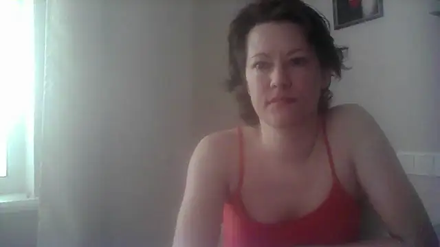 Snapshot of SunElizabeth chatting on August 6, 2026, 2:17 am SunElizabeth online show from August 6, 2026, 2:17 am