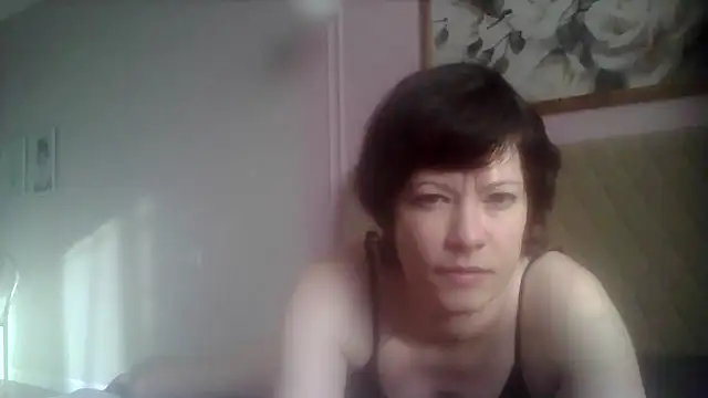 Snapshot of SunElizabeth chatting on June 23, 2026, 2:31 am SunElizabeth online show from June 23, 2026, 2:31 am