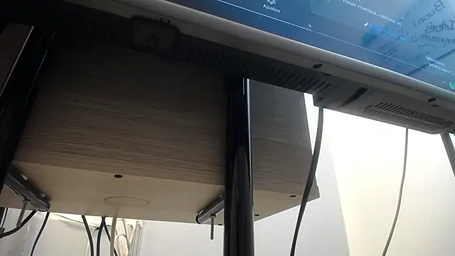 jonasbeards online show from October 31, 2025, 12:24 pm