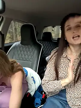 Snapshot of LavenderHot chatting on October 23, 2025, 1:59 am LavenderHot online show from October 23, 2025, 1:59 am