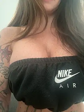 Snapshot of CindyNightX chatting on June 1, 2026, 2:39 pm CindyNightX online show from June 1, 2026, 2:39 pm
