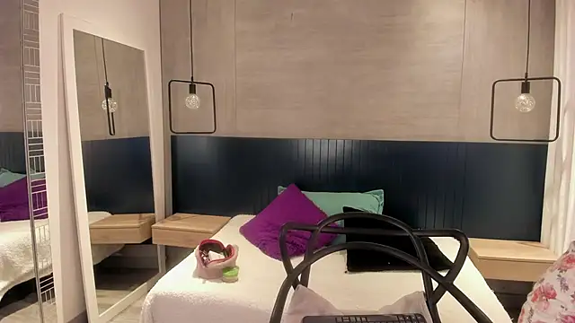 Snapshot of _julietta chatting on October 10, 2025, 12:39 pm julietta online show from October 10, 2025, 12:39 pm