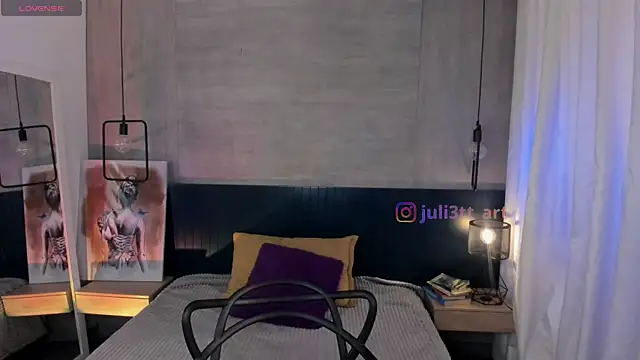  julietta online show from May 7, 2026, 12:52 pm