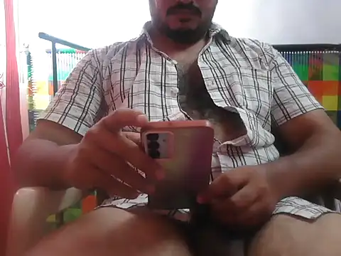Snapshot of naughtymike0007 chatting on June 25, 2026, 3:48 am naughtymike0007 online show from June 25, 2026, 3:48 am