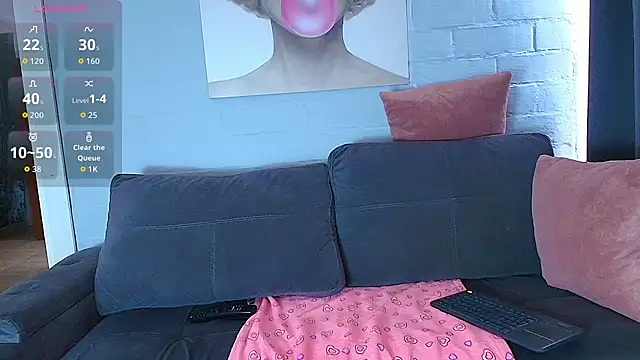 rousebonnett online show from November 14, 2025, 4:43 pm