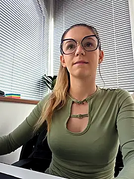 lucie mehott online show from March 6, 2026, 9:37 am