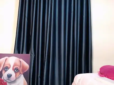 Snapshot of TeenieReeny chatting on October 23, 2025, 1:32 pm TeenieReeny online show from October 23, 2025, 1:32 pm