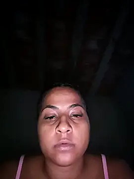 Snapshot of Giselabrunette25 chatting on September 24, 2025, 10:33 am Giselabrunette25 online show from September 24, 2025, 10:33 am