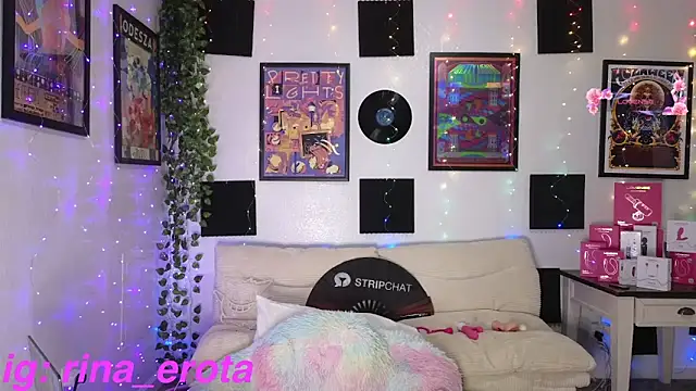 Snapshot of yummyrina chatting on April 10, 2026, 6:26 pm yummyrina online show from April 10, 2026, 6:26 pm