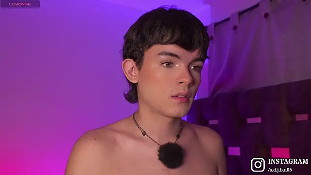 Angelo 018 online show from November 18, 2025, 6:28 am