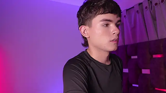 Angelo 018 online show from October 9, 2025, 6:36 am