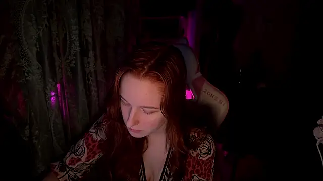 Snapshot of pearl_princess_ chatting on March 8, 2026, 12:05 am pearl princess online show from March 8, 2026, 12:05 am