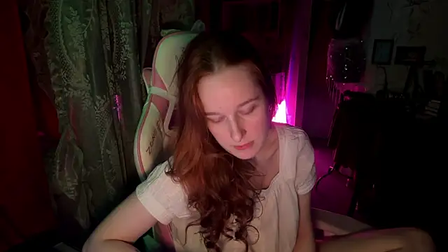 Snapshot of pearl_princess_ chatting on July 28, 2026, 7:39 pm pearl princess online show from July 28, 2026, 7:39 pm