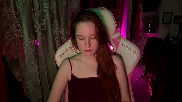 Snapshot of pearl_princess_ chatting on August 9, 2026, 1:13 am pearl princess online show from August 9, 2026, 1:13 am