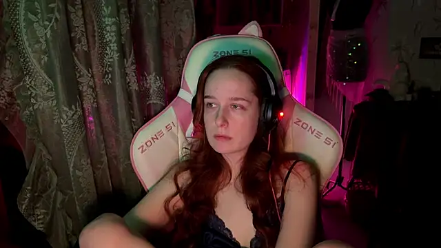 Snapshot of pearl_princess_ chatting on July 13, 2026, 10:09 pm pearl princess online show from July 13, 2026, 10:09 pm