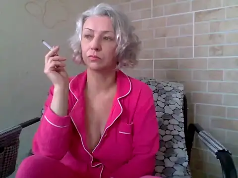 Snapshot of Lorie_Carrie chatting on March 31, 2026, 8:05 am Lorie Carrie online show from March 31, 2026, 8:05 am