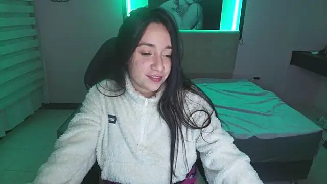 Andrea Ramos online show from February 27, 2025, 7:41 am