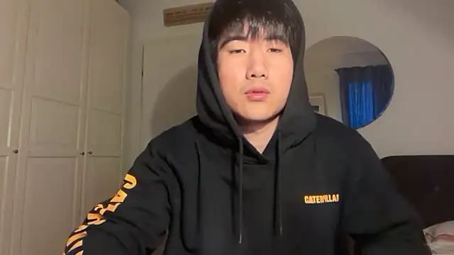 jungcock3210 online show from February 5, 2026, 3:41 pm